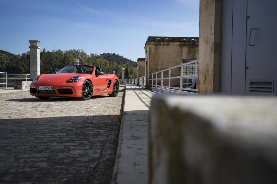  Porsche 718 Boxster T (982) 2019 года  (WW) (фото 13 из 52)